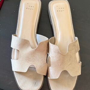 A New Day Women's Beige Slide Sandals Size 9.5